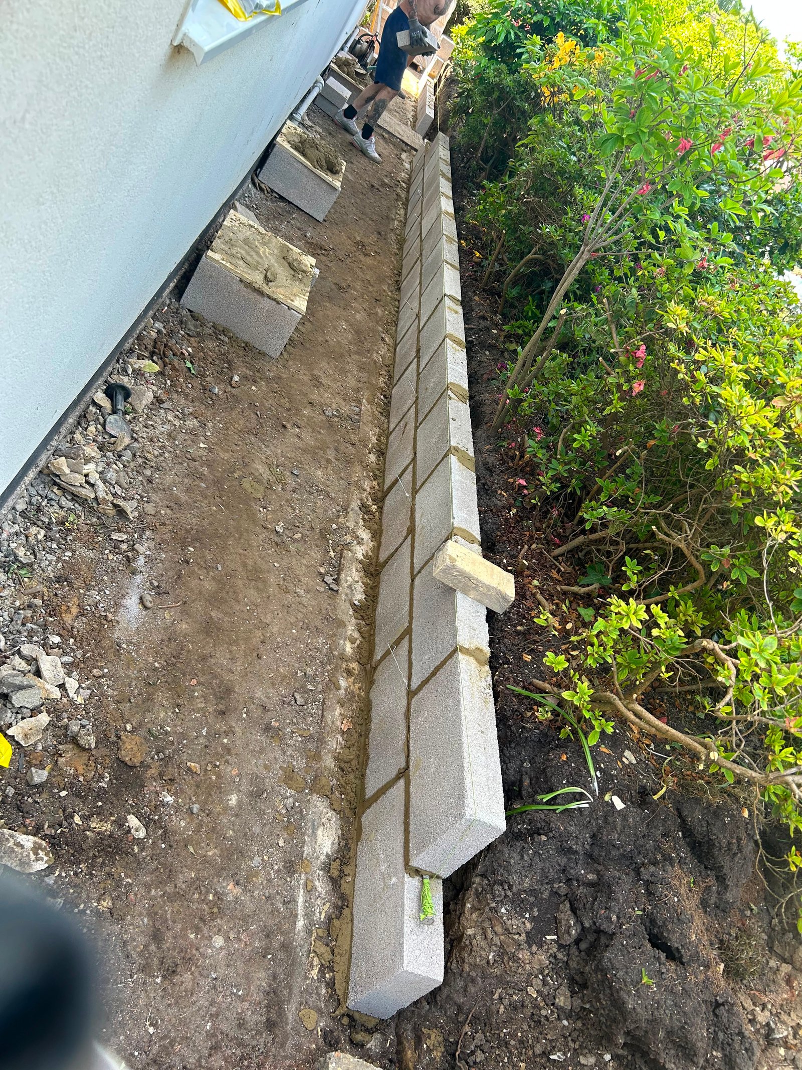 Block wall